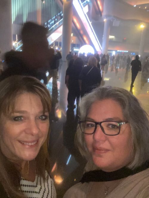 Chardell and Kristen – At Sphere